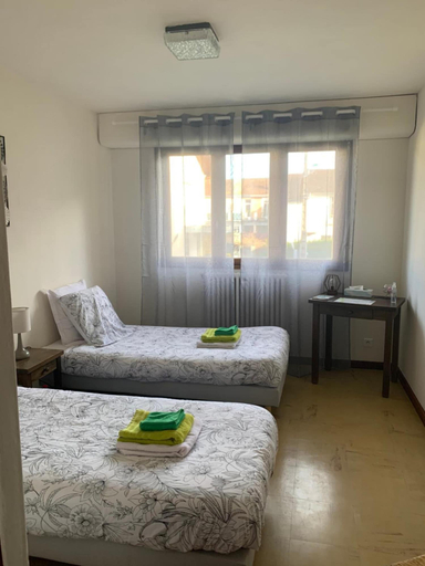 Bedroom 5, Villa Cecilia, Hautes-Pyrénées