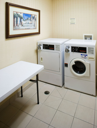 Bathroom 4, Courtyard by Marriott Texarkana, Bowie