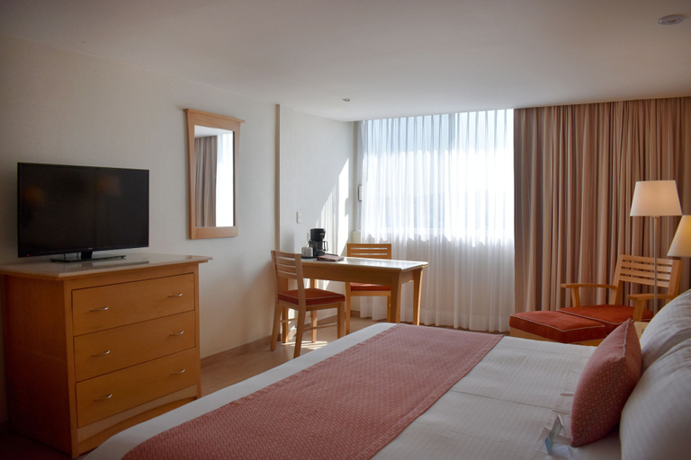 Bedroom 3, Hotel Palacio Azteca Tijuana, Tijuana