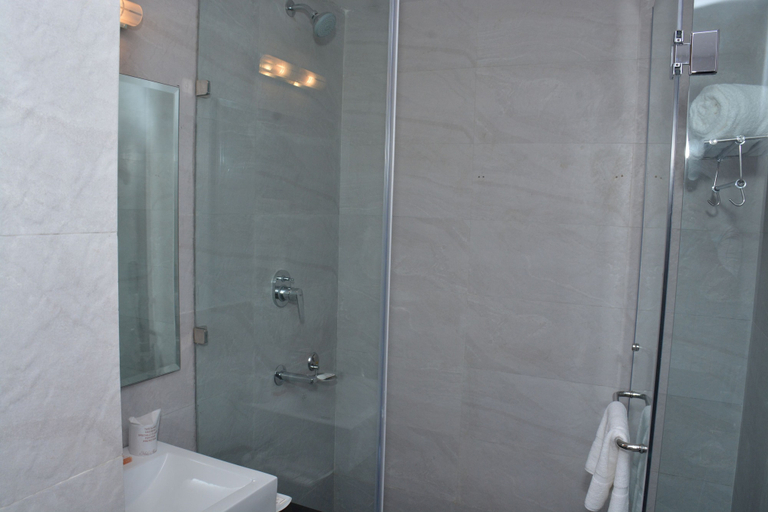 Bathroom 4, Hide Away Suites, Gautam Buddha Nagar