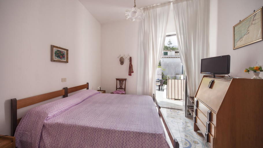 Bedroom 2, B&B Luna di Miele, Napoli
