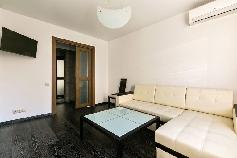 Others 5, MaxRealty24 Ukrainskiy Bulvar, Central