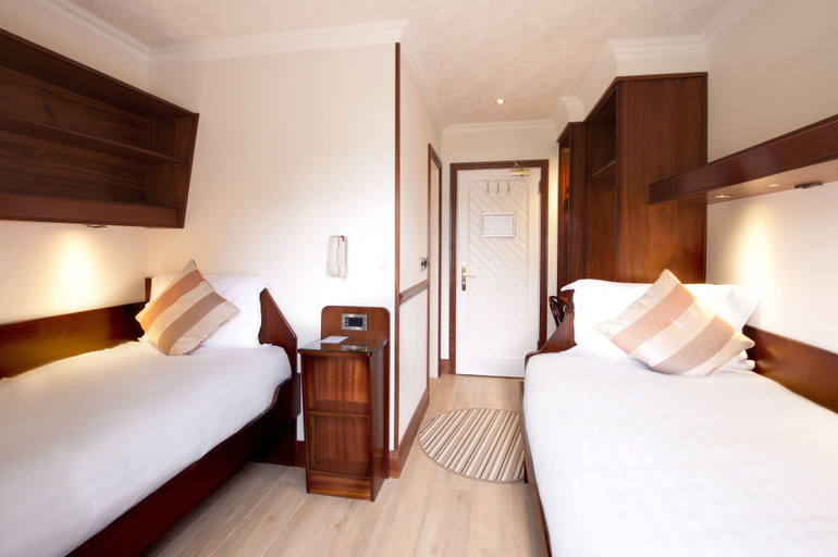 Bedroom 3, The Lodge at Harvey's Point