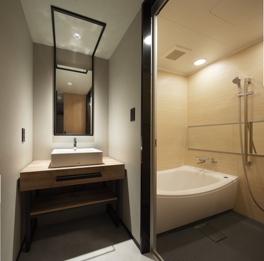 Bathroom 4, hotel androoms Shin-Osaka, Osaka