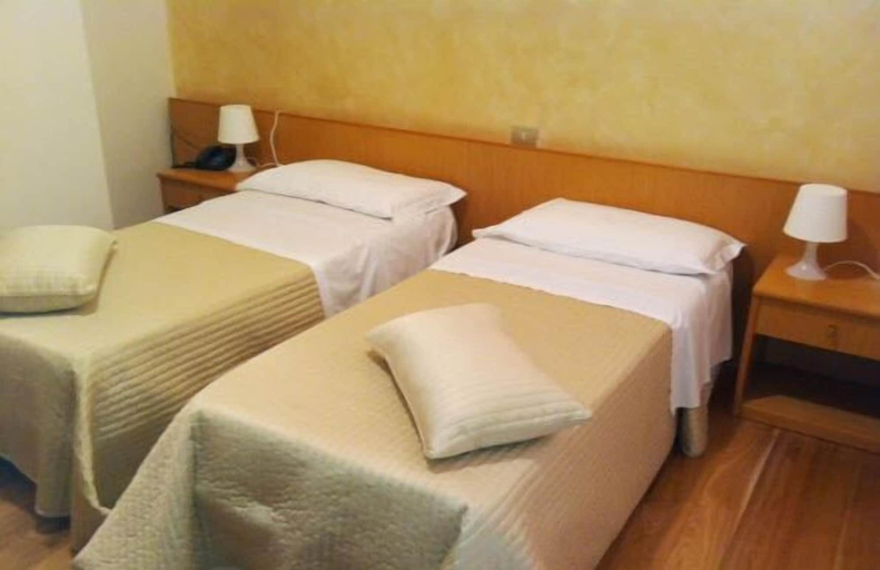 Bedroom 3, Hotel Del Viale, Agrigento