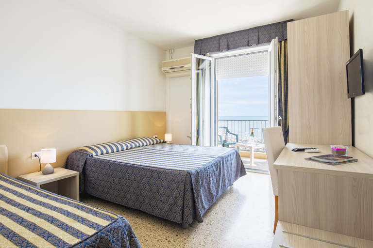 Bedroom 2, Hotel Columbus, Venezia