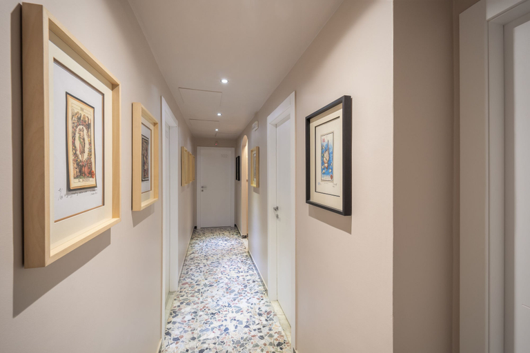 Others 4, Budget Rooms Carbonazzi 17, Cagliari