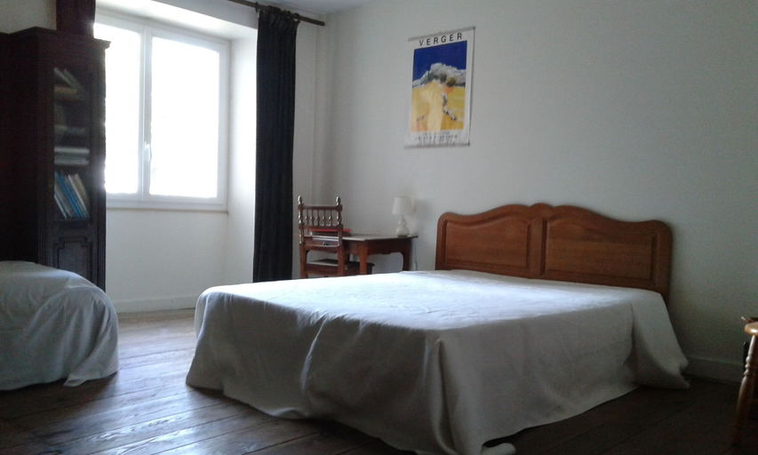 Bedroom 4, La Tour des Laudes, Vendée