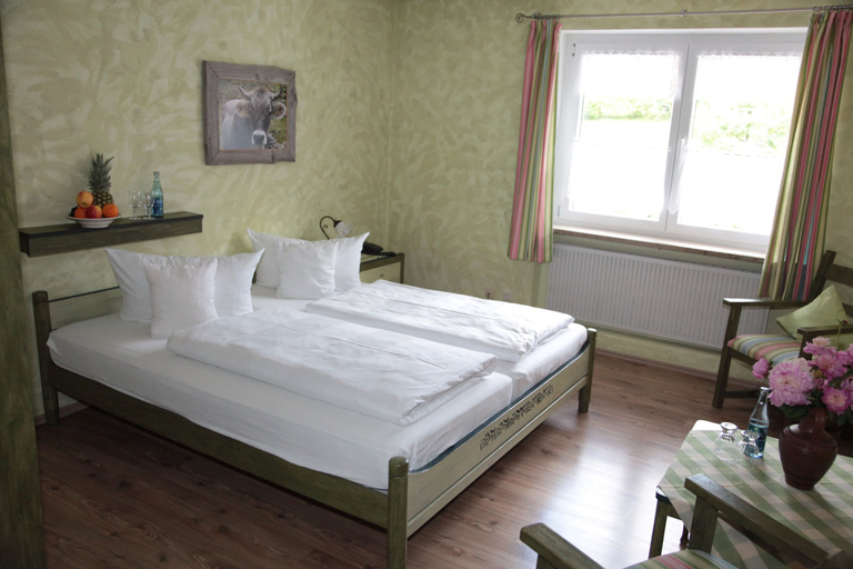 Bedroom 3, Hotel Zum Senn, Oberallgäu
