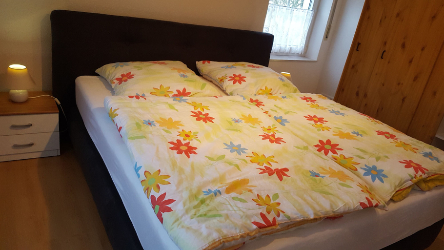 Bedroom 2, Ferienwohnungen Debray, Hochsauerlandkreis