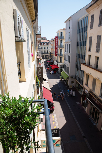 Others 5, Little Palace, Alpes-Maritimes