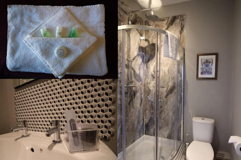 Bathroom 4, Bampton Townhouse, Devon
