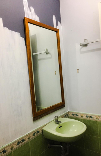 Bathroom 3, My Hostel Boracay, Malay