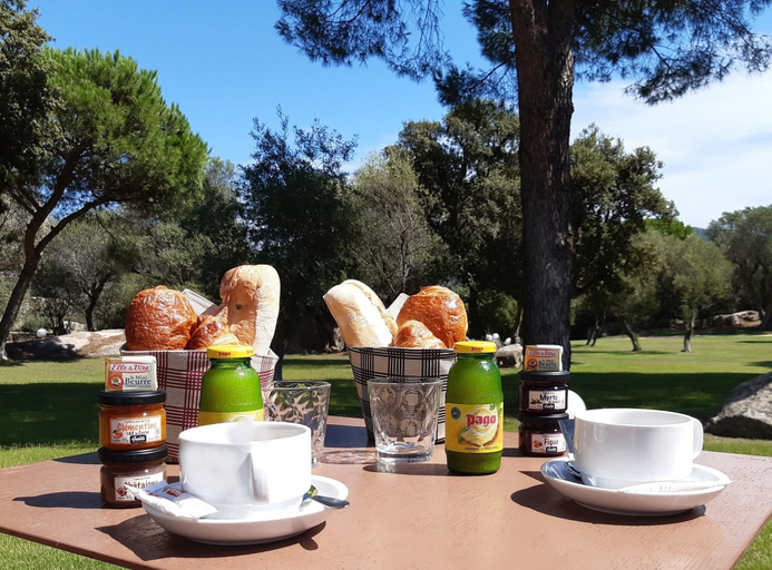 Food & Drinks 5, Residence Salina Bay, Corse-du-Sud