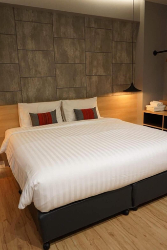 Bedroom 3, Sans Hotel, Muang Ratchaburi