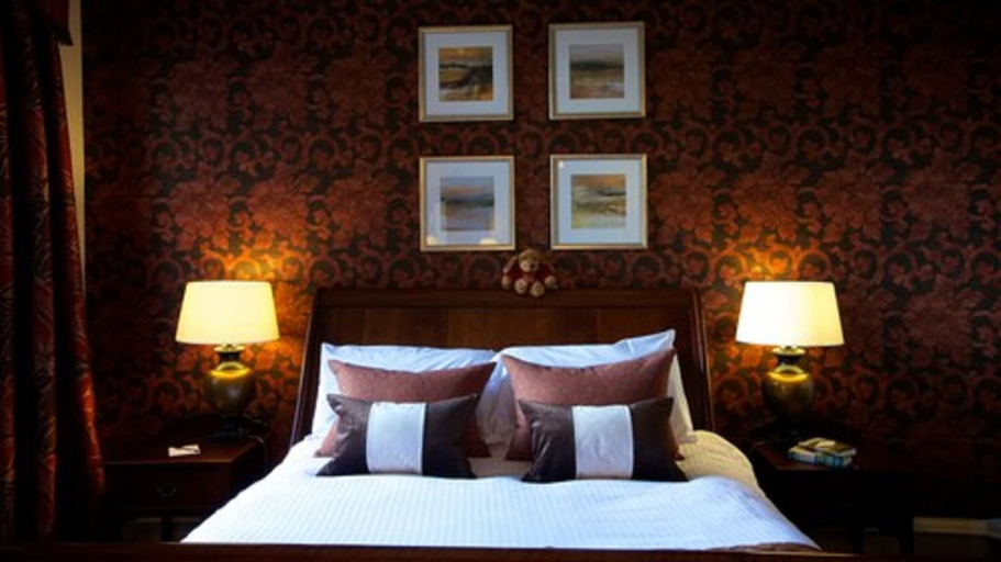 Bedroom 3, Stonefield Castle Hotel, Argyll and Bute