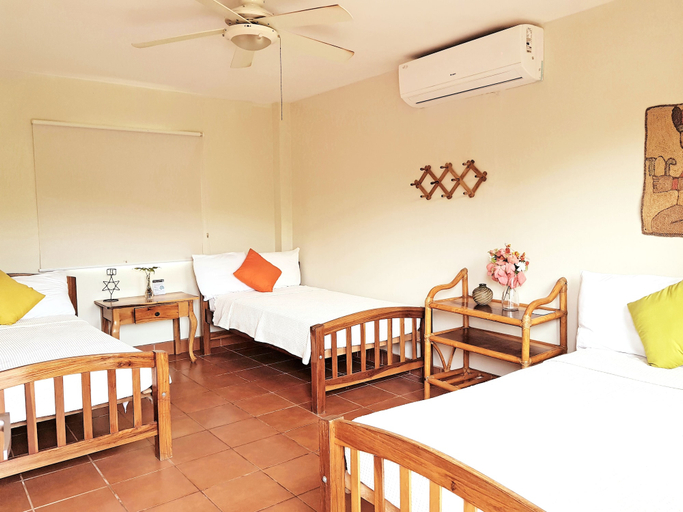 Bedroom 2, Hotel Popoyo, Tola