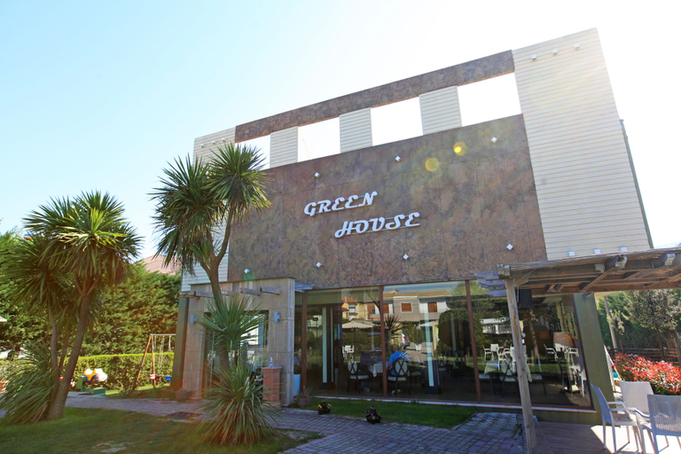 Exterior & Views 2, ALBON Park, Beratit
