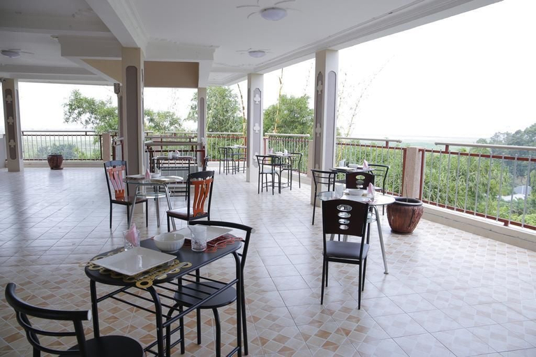 Food & Drinks 4, Crystal Hotel Apartments Entebbe, Busiiro