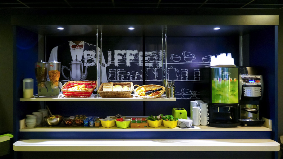 Food & Drinks 5, Hotel Ibis Budget Lyon Est Chaponnay, Rhône