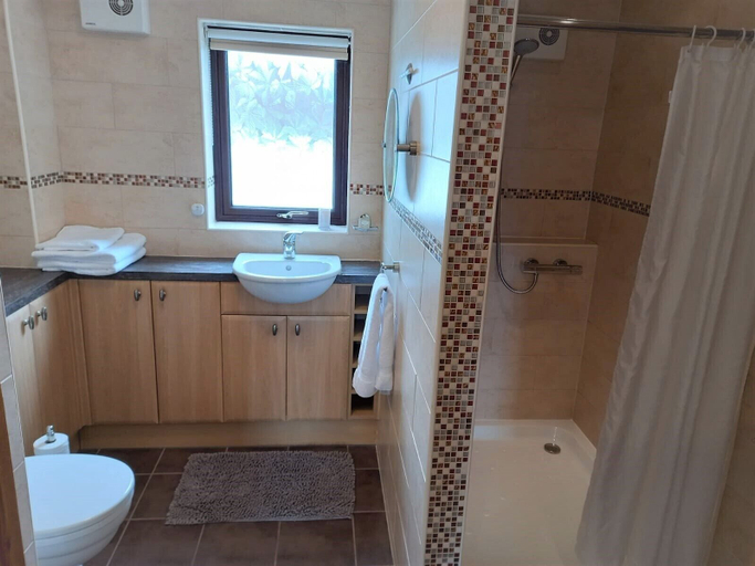 Bathroom 4, Skye Getaways, Highland
