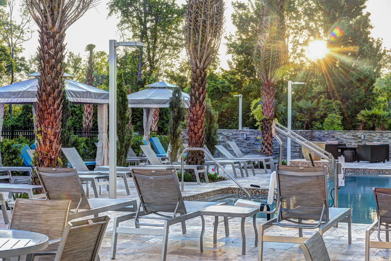Food & Drinks, The Reserve at Summer Bay, Lake