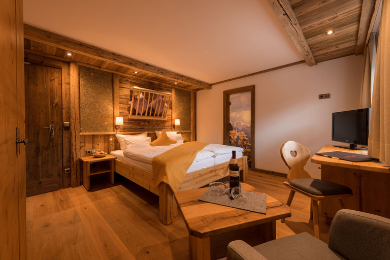 Others 5, Gröbl Alm, Garmisch-Partenkirchen