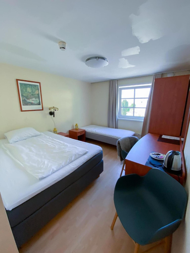 Bedroom 3, Lilland Brewery Hotel, Strand