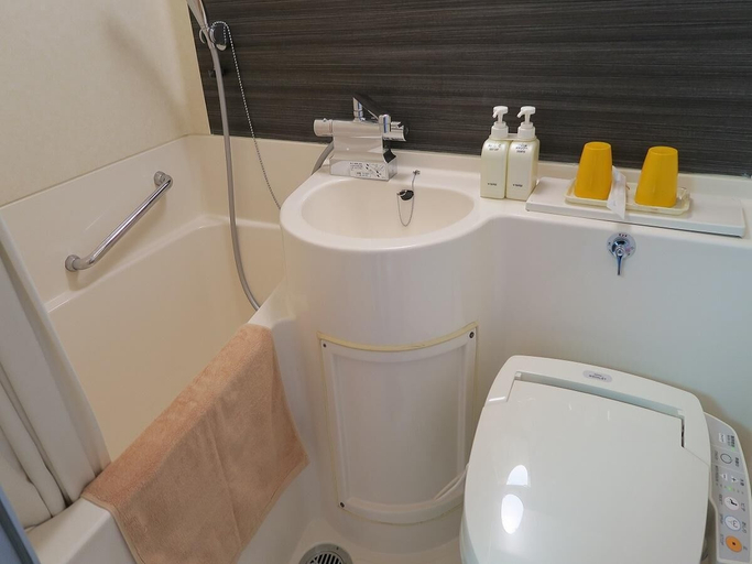 Bathroom 4, Hotel Mimatsu, Nara