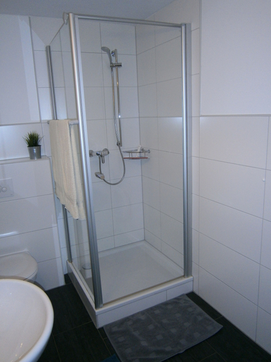 Bathroom 4, Wohnen im ehemaligen Kaminstudio, Wittenberg