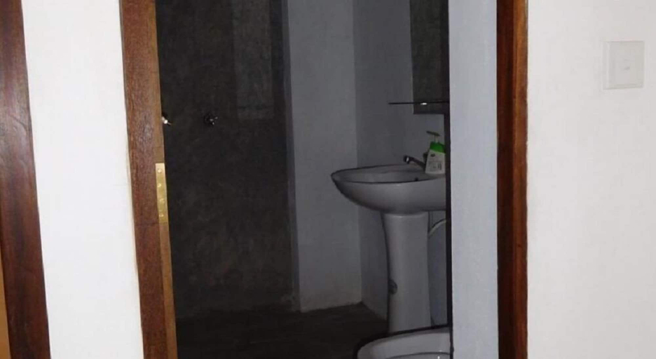 Bathroom 3, Asiri Yoga Retreat, Hikkaduwa