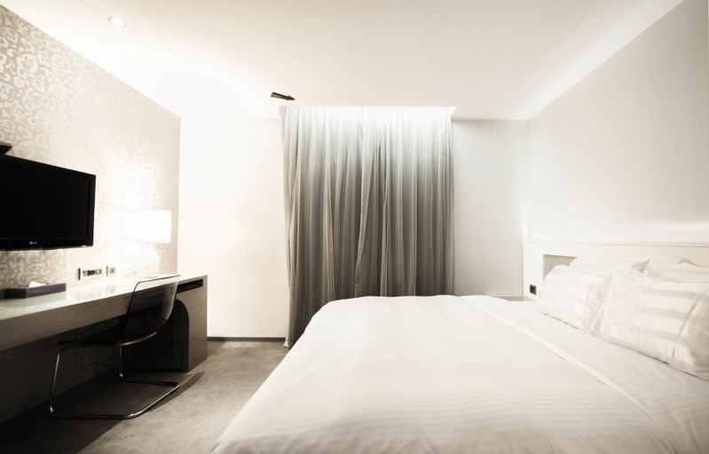 Bedroom 3, Saual Keh Hotel, Taipei City