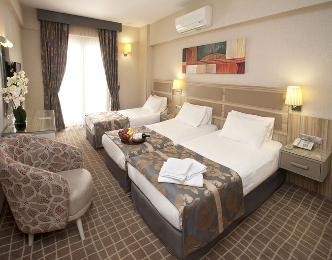 Bedroom 5, Hotel Nanda, Fatih