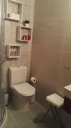 Bathroom 5, Quinta de Vodra, Seia