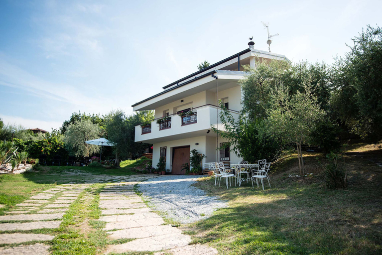 Exterior & Views 2, Villa Solelago Exclusive, Brescia