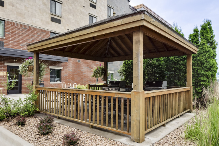 Exterior & Views 2, Candlewood Suites LA CROSSE, La Crosse