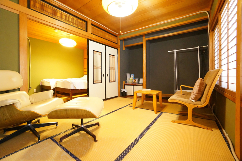 Bedroom 3, Tomato House Takayama, Takayama