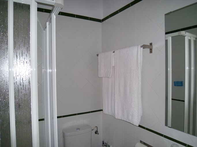 Bathroom, Casa Rural El Gaiter, Teruel
