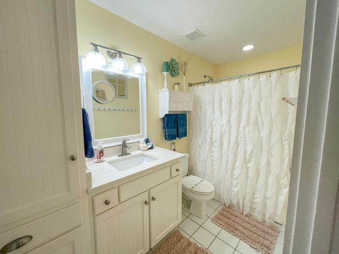 Bathroom 4, 038 Honeysuckle Blue by ACP, Mobile