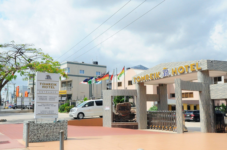 Exterior & Views 2, Tomreik Hotel, Accra