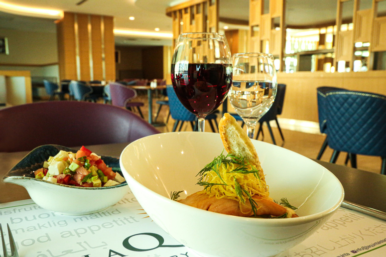 Food & Drinks 6