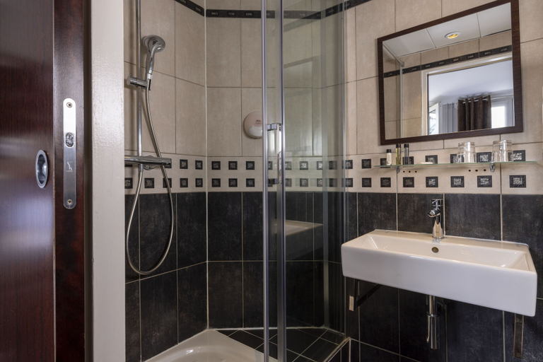 Bathroom 4, Abbatial Saint Germain, Paris