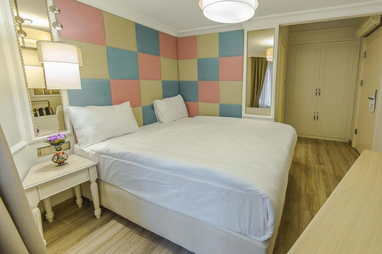 Bedroom 4, The Constantine Hotel, Fatih