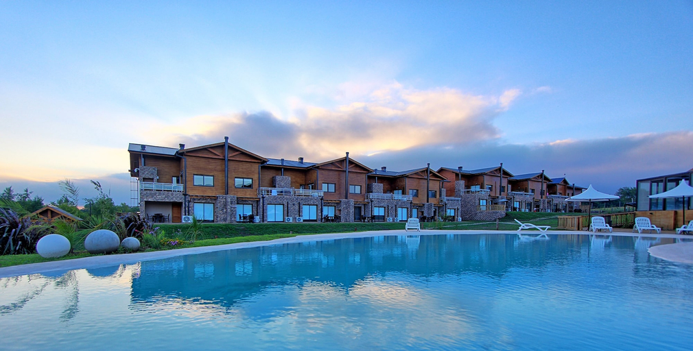 Exterior & Views 2, Blackstone Country Villages, Calamuchita