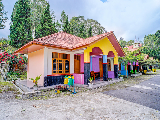 Exterior & Views 3, OYO 92240 Taman Wisata Iman Ii, Dairi