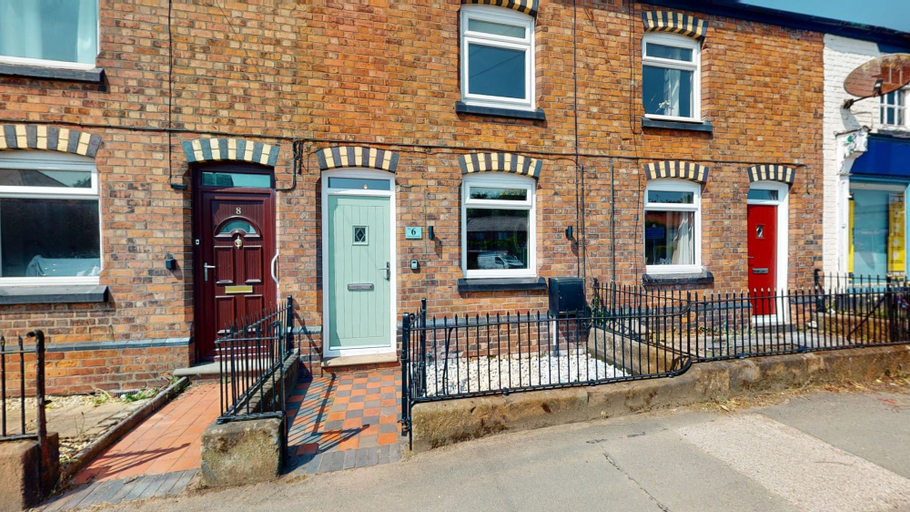 Exterior & Views 2, Modern 3-bed House on Tarporley High Street, Cheshire West and Chester