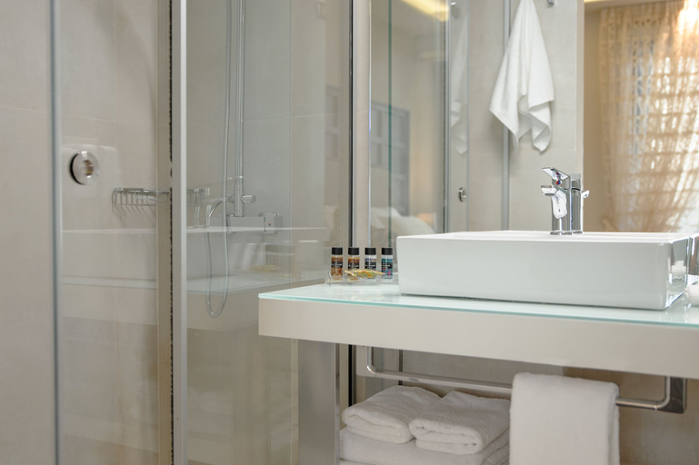 Bathroom 5, Athens Platinum Rooms and Suites, Attica