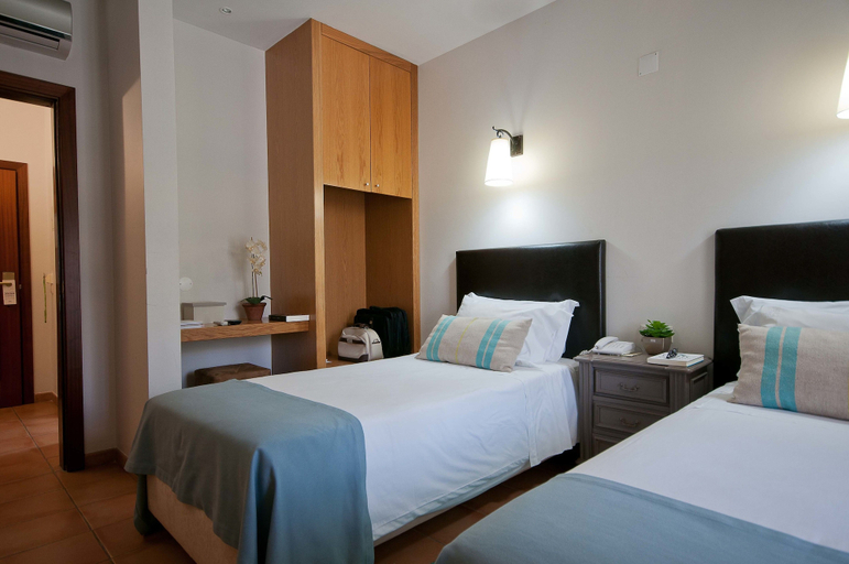 Bedroom 5, Parque Das Laranjeiras, Loulé