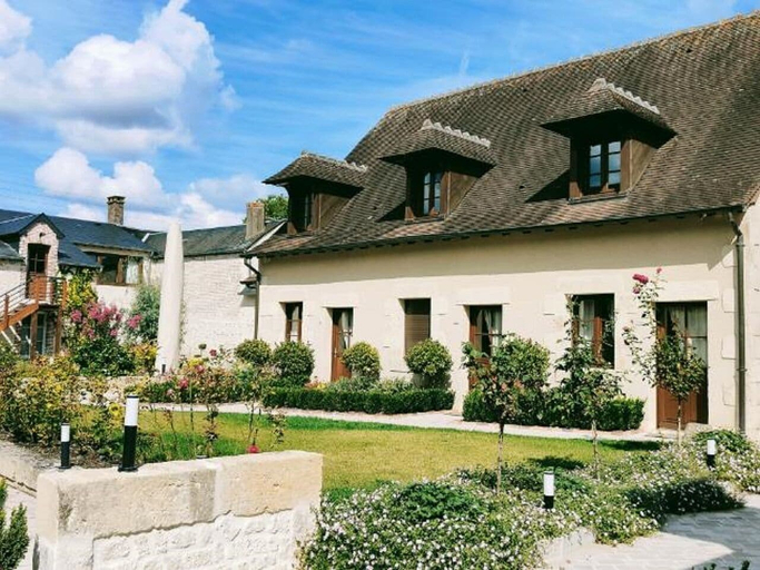 Exterior & Views 2, La Chaumière, Cher