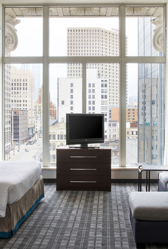 Bedroom 2, Residence Inn Milwaukee Downtown by Marriott, Milwaukee
